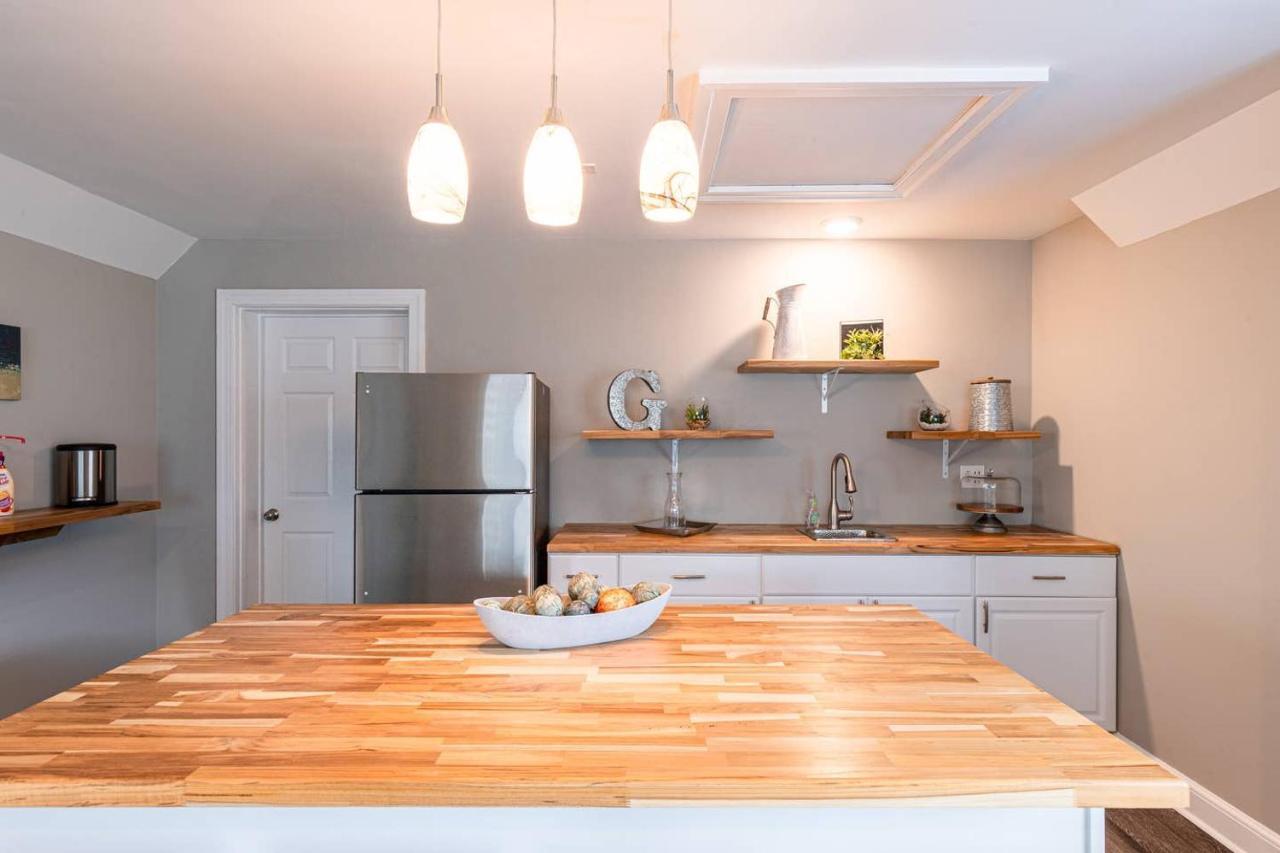 Carytown Living With *Pool And Gym* Apartment Ричмънд Екстериор снимка